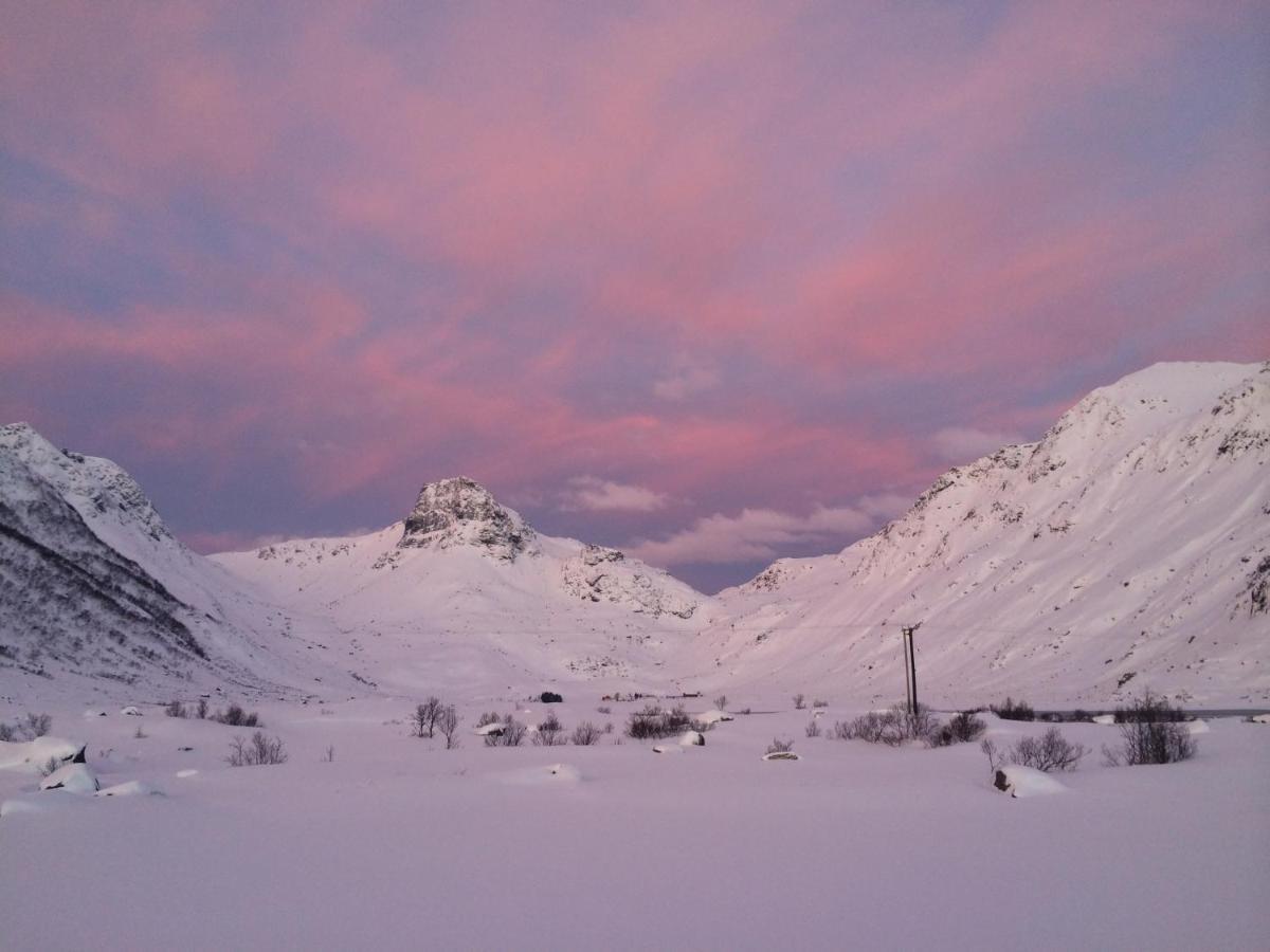 Flo Lofoten Nature Escape Valberg Dış mekan fotoğraf