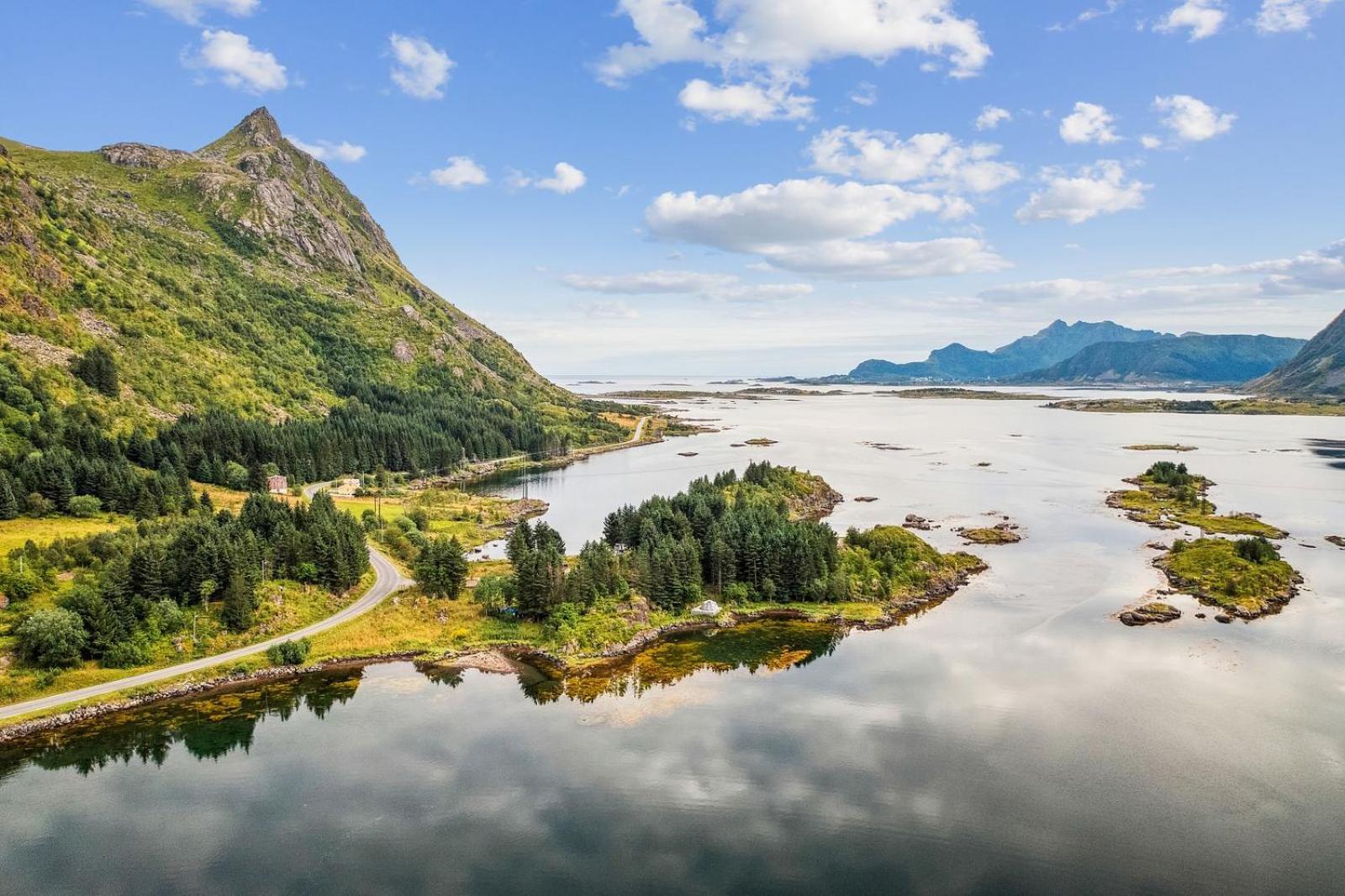 Flo Lofoten Nature Escape Valberg Dış mekan fotoğraf